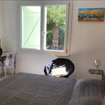 Holiday home Maison Familiale Les Sablettes Pres De La La Seyne-sur-Mer