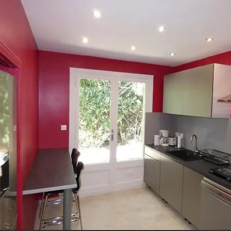 Maison Familiale Les Sablettes Pres De La Holiday home